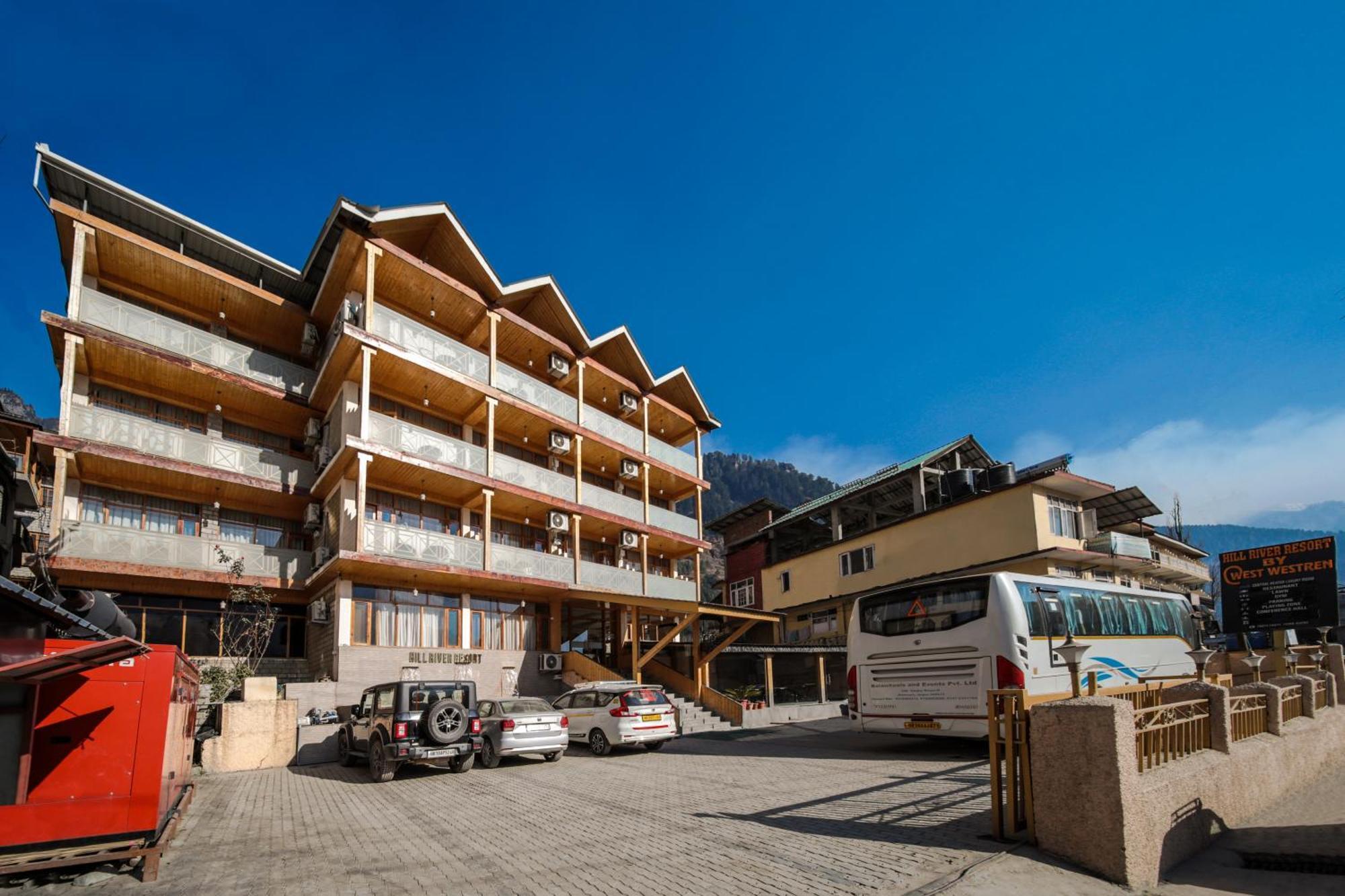 Hill River By West Western 4*