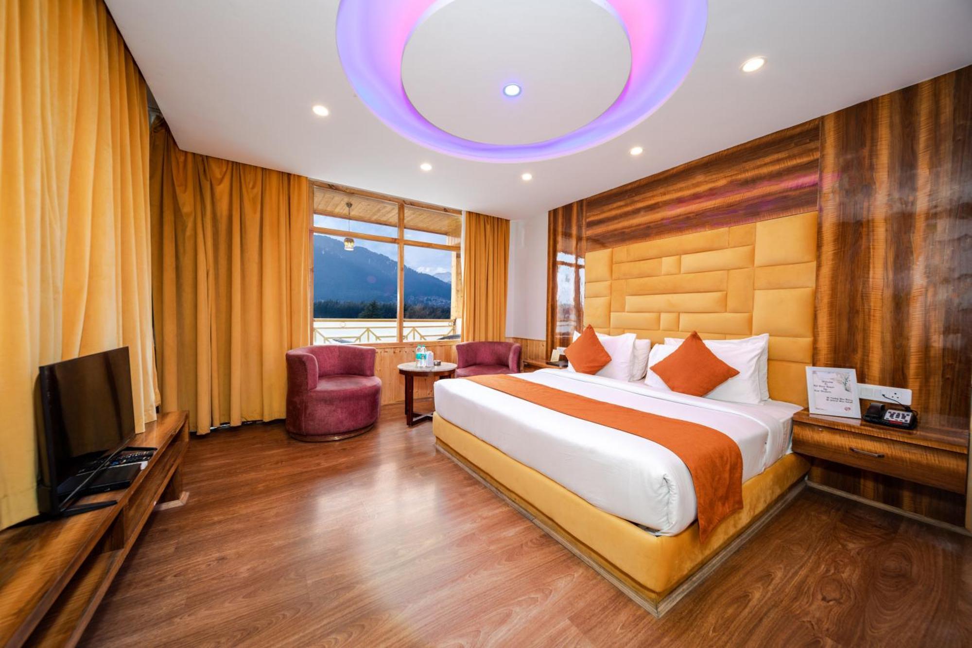 Hill River By West Western Hotel 4*